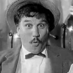 Ahmet Tarık Tekçe Kimdir?